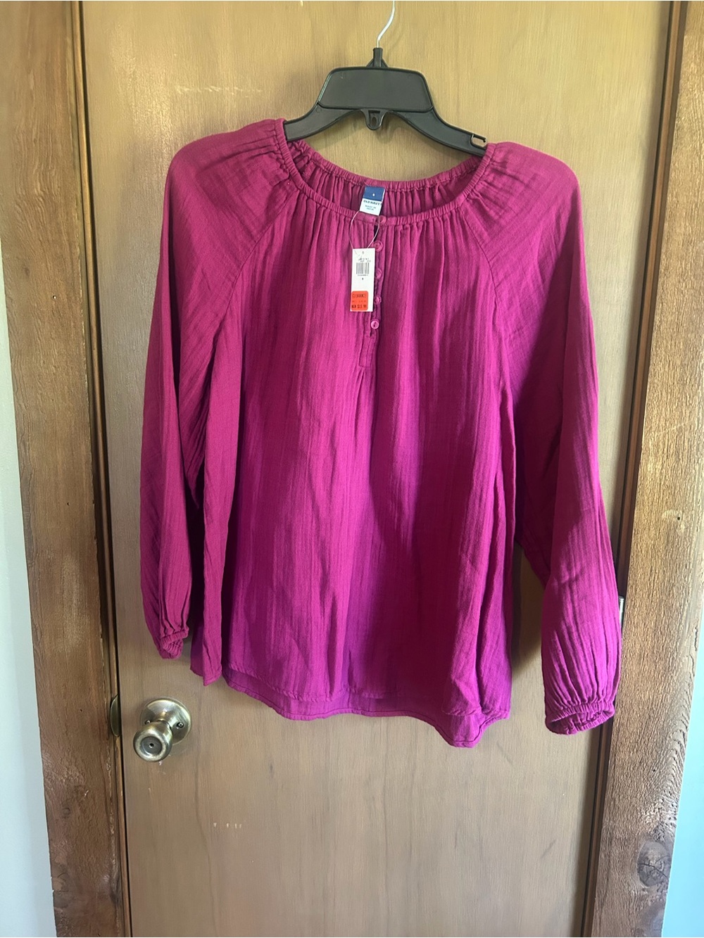 Old Navy Women's Long-Sleeve Peasant Top - Magenta